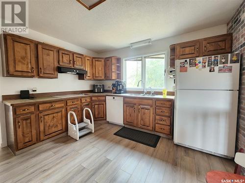 206 Heather Avenue, Ogema, SK - Indoor Photo Showing Kitchen