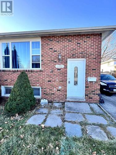 6889 Warden Avenue, Niagara Falls (217 - Arad/Fallsview), ON - Outdoor