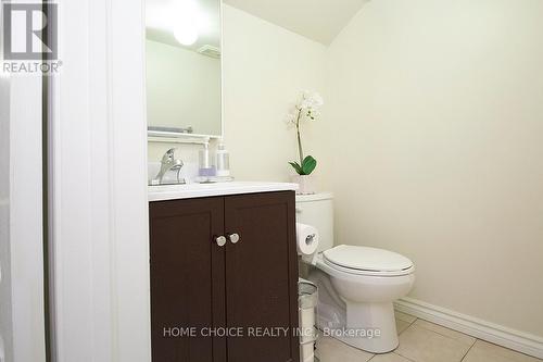 31 Latchford Way, Whitby, ON - Indoor Photo Showing Bathroom