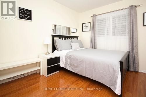 31 Latchford Way, Whitby, ON - Indoor Photo Showing Bedroom