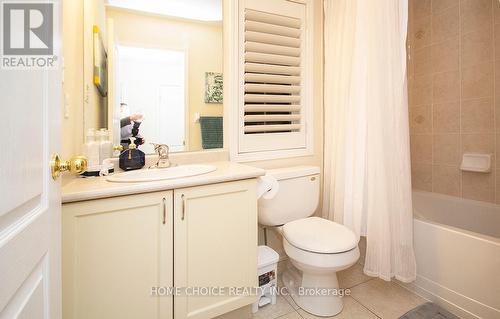 31 Latchford Way, Whitby, ON - Indoor Photo Showing Bathroom