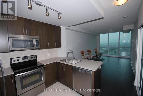 1010 - 3985 Grand Park Drive, Mississauga, ON - Indoor Photo Showing Kitchen With Stainless Steel Kitchen With Double Sink