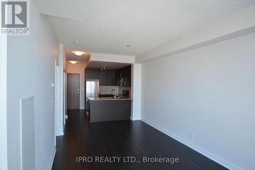 1010 - 3985 Grand Park Drive, Mississauga, ON - Indoor Photo Showing Kitchen