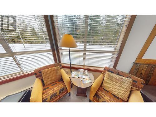 4559 Timberline Crescent Unit# 618 C, Fernie, BC - Indoor Photo Showing Living Room