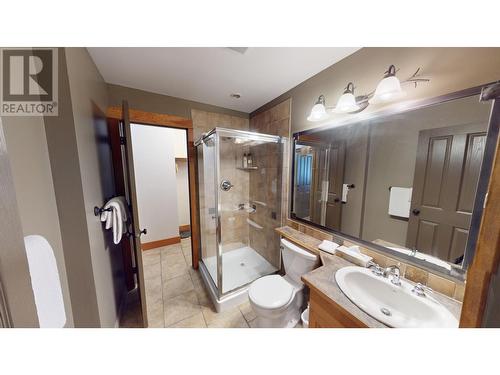 4559 Timberline Crescent Unit# 618 C, Fernie, BC - Indoor Photo Showing Bathroom