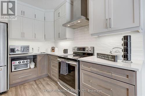 2194 Westpoint Heights, London, ON - Indoor Photo Showing Kitchen With Stainless Steel Kitchen With Upgraded Kitchen