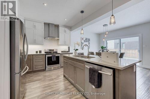 2194 Westpoint Heights, London, ON - Indoor Photo Showing Kitchen With Stainless Steel Kitchen With Double Sink With Upgraded Kitchen