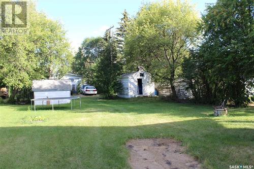 508 1St Avenue E, Lampman, SK - Outdoor