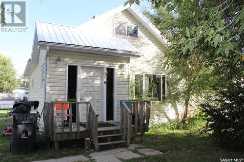 508 1St Avenue E, Lampman, SK - Outdoor