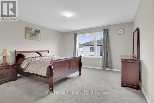 405 Cope Drive W, Ottawa, ON - Indoor Photo Showing Bedroom