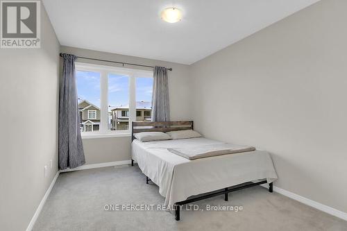 405 Cope Drive W, Ottawa, ON - Indoor Photo Showing Bedroom