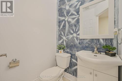 80 Winners Circle, Brampton, ON - Indoor Photo Showing Bathroom