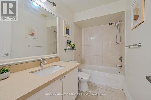 80 Winners Circle, Brampton, ON - Indoor Photo Showing Bathroom