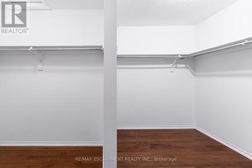 379 Devonshire Terrace, Hamilton, ON - Indoor With Storage