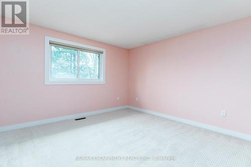 379 Devonshire Terrace, Hamilton, ON - Indoor Photo Showing Other Room