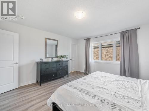 28 Admiral Road, Welland, ON - Indoor Photo Showing Bedroom