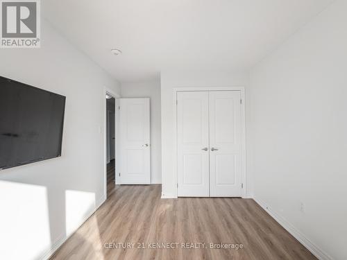 28 Admiral Road, Welland, ON - Indoor Photo Showing Other Room