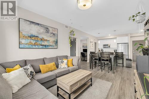 2250 Majoros Road Unit# 304, West Kelowna, BC - Indoor Photo Showing Living Room