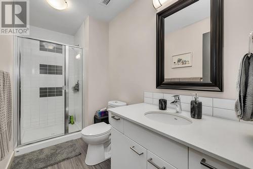 2250 Majoros Road Unit# 304, West Kelowna, BC - Indoor Photo Showing Bathroom