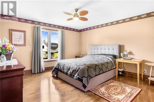 1582 Sandy Hill Road, Champlain, ON - Indoor Photo Showing Bedroom