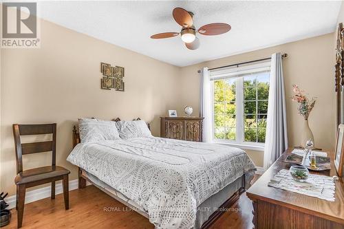 1582 Sandy Hill Road, Champlain, ON - Indoor Photo Showing Bedroom