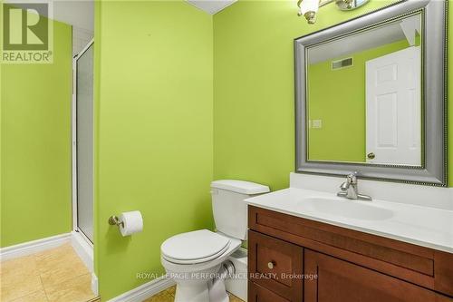 1582 Sandy Hill Road, Champlain, ON - Indoor Photo Showing Bathroom