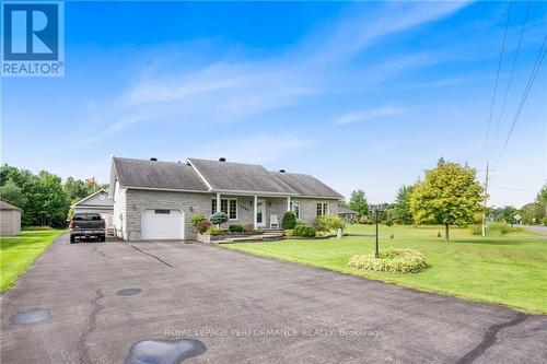 1582 Sandy Hill Road, Champlain, ON - Outdoor