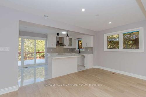 170 Bartley Bull Pkwy, Brampton, ON - Indoor Photo Showing Kitchen