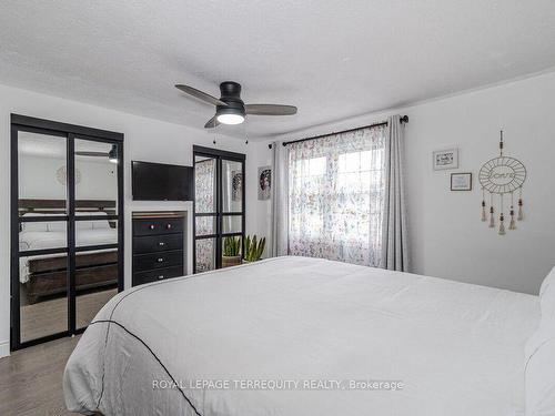 2-55 Blandford St, Woodstock, ON - Indoor Photo Showing Bedroom