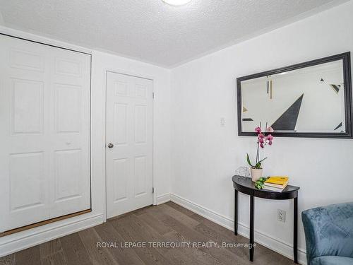 2-55 Blandford St, Woodstock, ON - Indoor Photo Showing Other Room