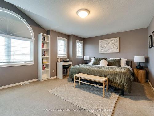 901 Copper Leaf Cres, Kitchener, ON - Indoor Photo Showing Bedroom