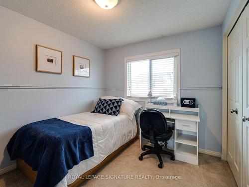 901 Copper Leaf Cres, Kitchener, ON - Indoor Photo Showing Bedroom