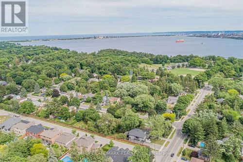 14 Townsend Avenue E, Burlington, ON - Outdoor With Body Of Water With View