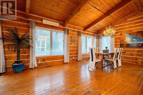 795744 Grey Road 19, Blue Mountains, ON - Indoor Photo Showing Dining Room