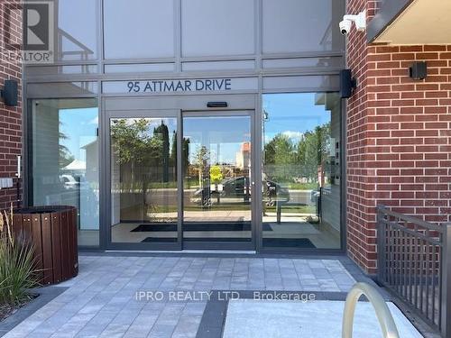 115 - 95 Attmar Drive, Brampton, ON - Outdoor