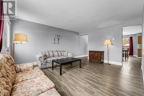 22 - 875 Parkinson Road, Woodstock, ON - Indoor Photo Showing Living Room