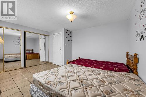 22 - 875 Parkinson Road, Woodstock, ON - Indoor Photo Showing Bedroom