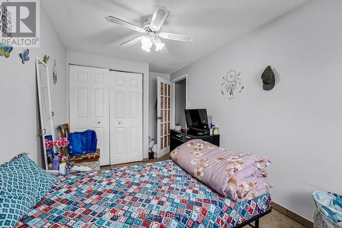 22 - 875 Parkinson Road, Woodstock, ON - Indoor Photo Showing Bedroom