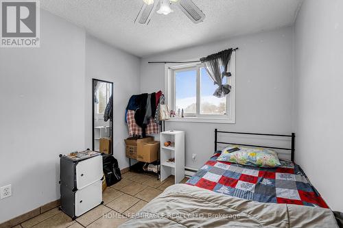 22 - 875 Parkinson Road, Woodstock, ON - Indoor Photo Showing Bedroom