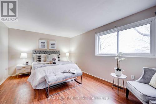 8Rc - 8 Rusty Crest Way, Toronto, ON - Indoor Photo Showing Bedroom