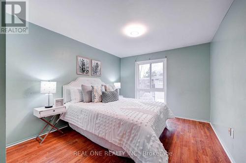 8Rc - 8 Rusty Crest Way, Toronto, ON - Indoor Photo Showing Bedroom