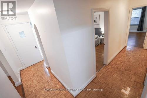 366 Beechgrove Drive, Toronto, ON - Indoor Photo Showing Other Room