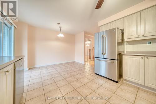 27 Orchid Road, Markham, ON - Indoor Photo Showing Kitchen