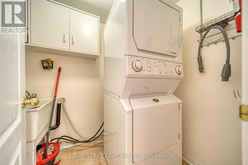 27 Orchid Road, Markham, ON - Indoor Photo Showing Laundry Room