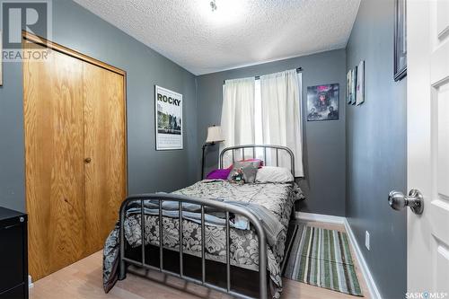 20 Morton Place, Saskatoon, SK - Indoor Photo Showing Bedroom