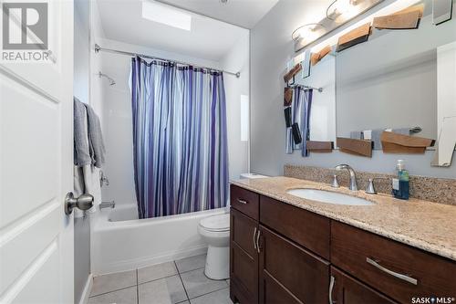 20 Morton Place, Saskatoon, SK - Indoor Photo Showing Bathroom