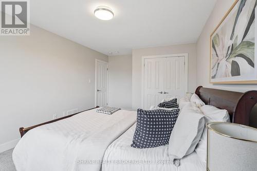 1552 Sandridge Avenue, London, ON - Indoor Photo Showing Bedroom