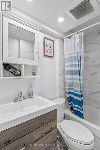 1552 Sandridge Avenue, London, ON - Indoor Photo Showing Bathroom