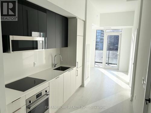 704 - 308 Jarvis Street, Toronto, ON - Indoor Photo Showing Kitchen With Upgraded Kitchen