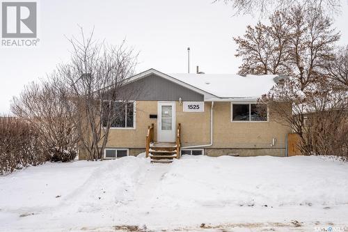 1525 Regent Street, Regina, SK - Outdoor